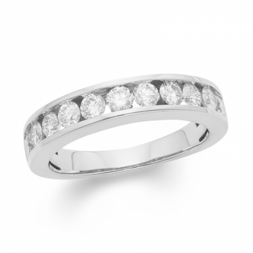 Обручальное кольцо из белого золота с крупными бриллиантами