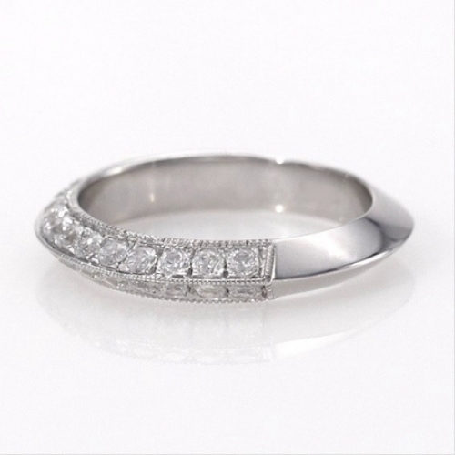 Обручальное кольцо "Сияние счастья" из белого золота с бриллиантами