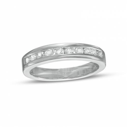 Обручальное кольцо из белого золота с большими бриллиантами