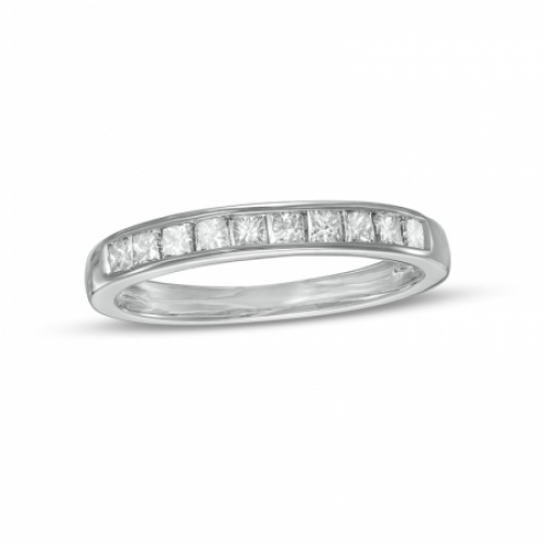 Обручальное кольцо из белого золота с большими бриллиантами огранки принцесса
