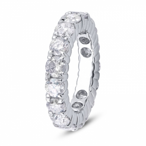 Обручальное кольцо дорожка из белого золота с крупными бриллиантами по окружности кольца