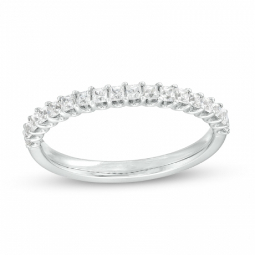 Узкое обручальное кольцо из белого золота с бриллиантами огранки принцесса по окружности