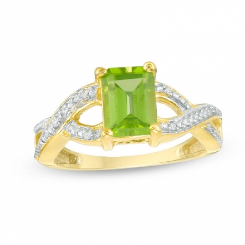 Женское кольцо из серебра 925 пробы с перидотом и бриллиантами