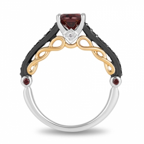 Женское кольцо из серебра 925 пробы с гранатом и черным бриллиантом