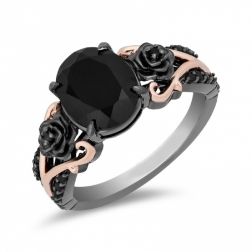 Женское кольцо из серебра 925 пробы с ониксом и черным бриллиантом