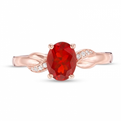 Женское кольцо из красного золота 585 пробы с опалом и бриллиантами