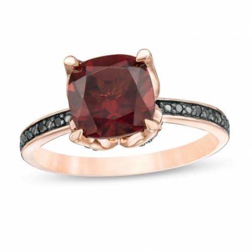 Женское кольцо из красного золота 585 пробы с гранатом и черным бриллиантом