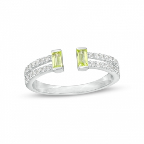 Женское кольцо из серебра с перидотом и белым сапфиром