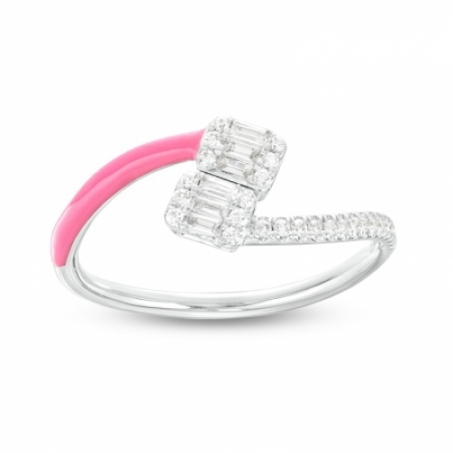 Женское кольцо из серебра с бриллиантами и розовой эмалью