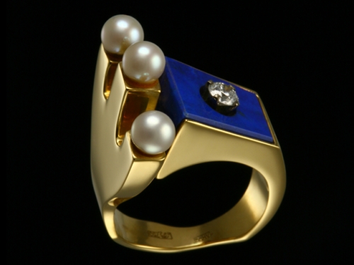 Кольцо из желтого золота с лазурит, бриллиантом и белым жемчугом