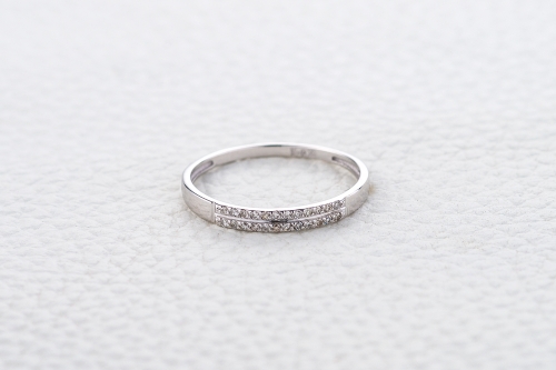 Ювелирный завод NEWGOLD Обручальное кольцо Simple из белого золота с бриллиантом