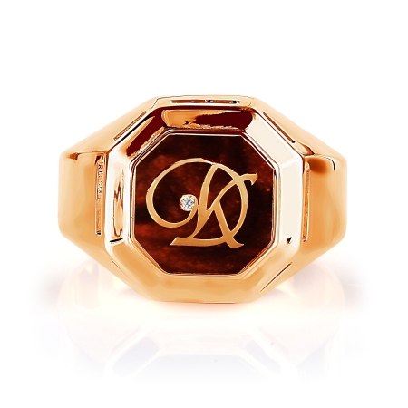 Т152044309-01 мужское золотое кольцо с эмалью и фианитами