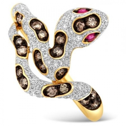 Кольцо из комбинированного золота с бриллиантами и рубинами