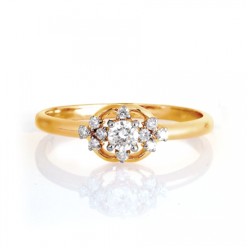 Кольцо из красного золота с бриллиантами