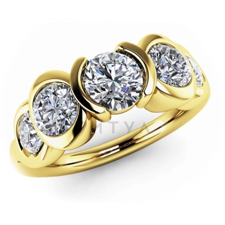 М-11914 модное кольцо с муассанитами из желтого золота