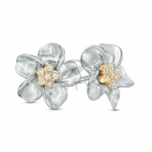 Серьги-гвоздики в виде цветочков из серебра с бриллиантами
