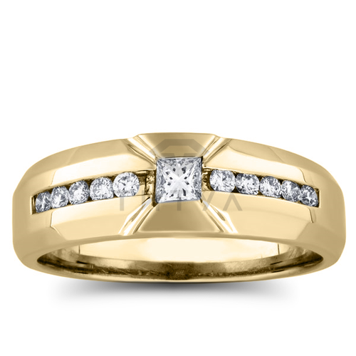 Мужское кольцо из желтого золота с бриллиантами