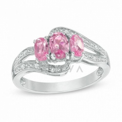 Кольцо из серебра с розовым и белым сапфиром