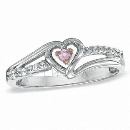 Кольцо в виде сердца из серебра с розовым сапфиром и бриллиантом