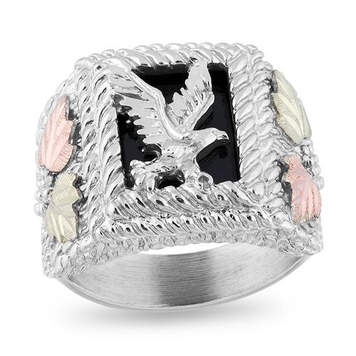 Мужское кольцо из серебра с ониксом