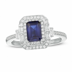 Помолвочное кольцо из белого золота с голубым  сапфиром 7*5 огранки Октагон и бриллиантами огранки круг и багет
