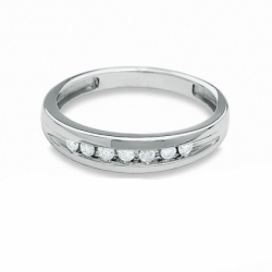 Обручальное кольцо "Глубина чувств" с бриллиантами