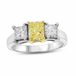 Женское кольцо из золота 750 пробы с бриллиантами