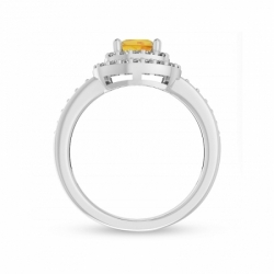 Женское кольцо из серебра с цитрином и белым сапфиром