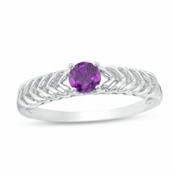 Женское кольцо из серебра с аметистом