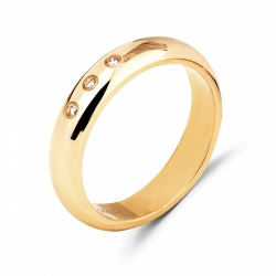 Обручальное кольцо из жёлтого золота с бриллиантами