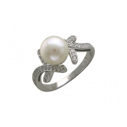 Женское кольцо из белого золота c белым жемчугом, бриллиантом