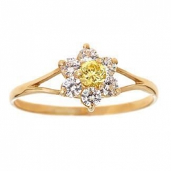 Детское кольцо в виде Цветочка  из желтого золота с фианитом
