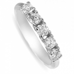 Помолвочное кольцо с бриллиантом из белого золота