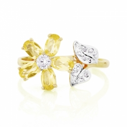 Кольцо Цветок из желтого золота с цитринами, фианитами