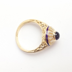 Женское кольцо из желтого золота 750 пробы с аметистом, бриллиантом, эмалью