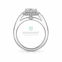 Золотое кольцо для предложения с муассанитом
