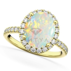 Помолвочное кольцо из желтого золота с опалом и бриллиантом