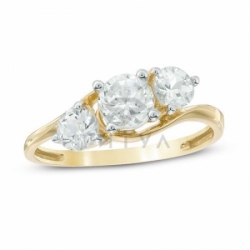 Помолвочное кольцо из желтого золота с белым сапфиром