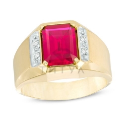 Мужское кольцо из желтого золота с рубином огранки октагон и бриллиантами