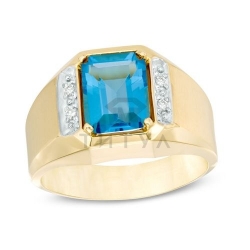 Мужское кольцо из комбинированного золота с топазом и бриллиантом